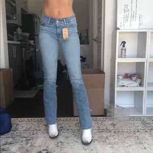 Never Been Worn 715 Levi’s